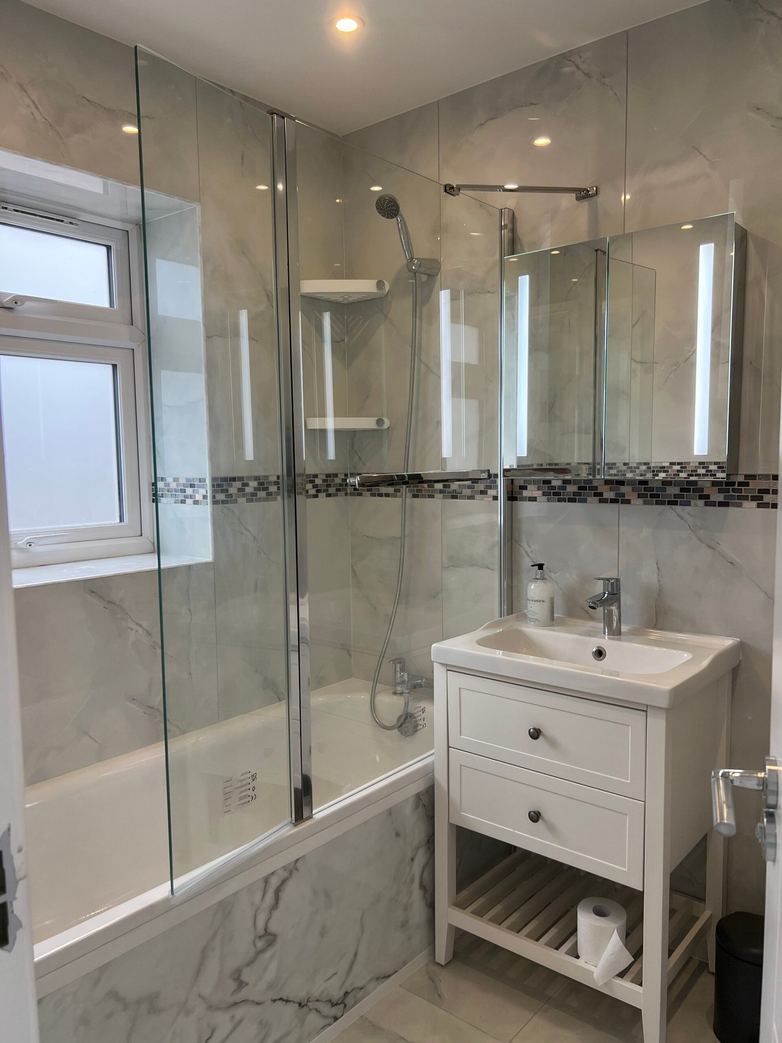 Extension Bathroom-01